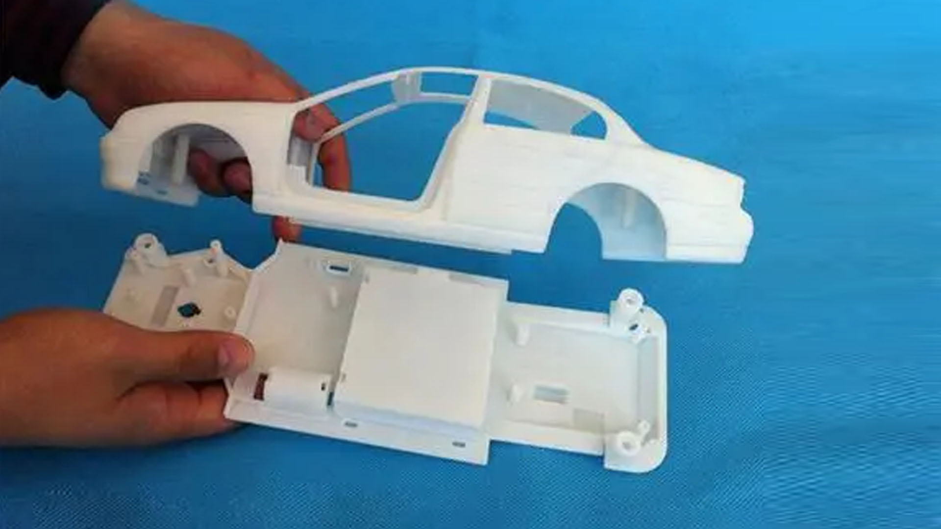 探秘工業(yè)3D打印機(jī)生產(chǎn)廠家：工業(yè)3d打印機(jī)引領(lǐng)創(chuàng)新與品質(zhì)